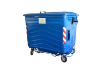 Металлическое ведро для мусора с крышкой